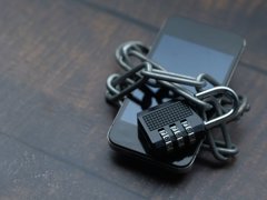 Jak poznat phishing a chránit se před podvodnými SMS a e-maily